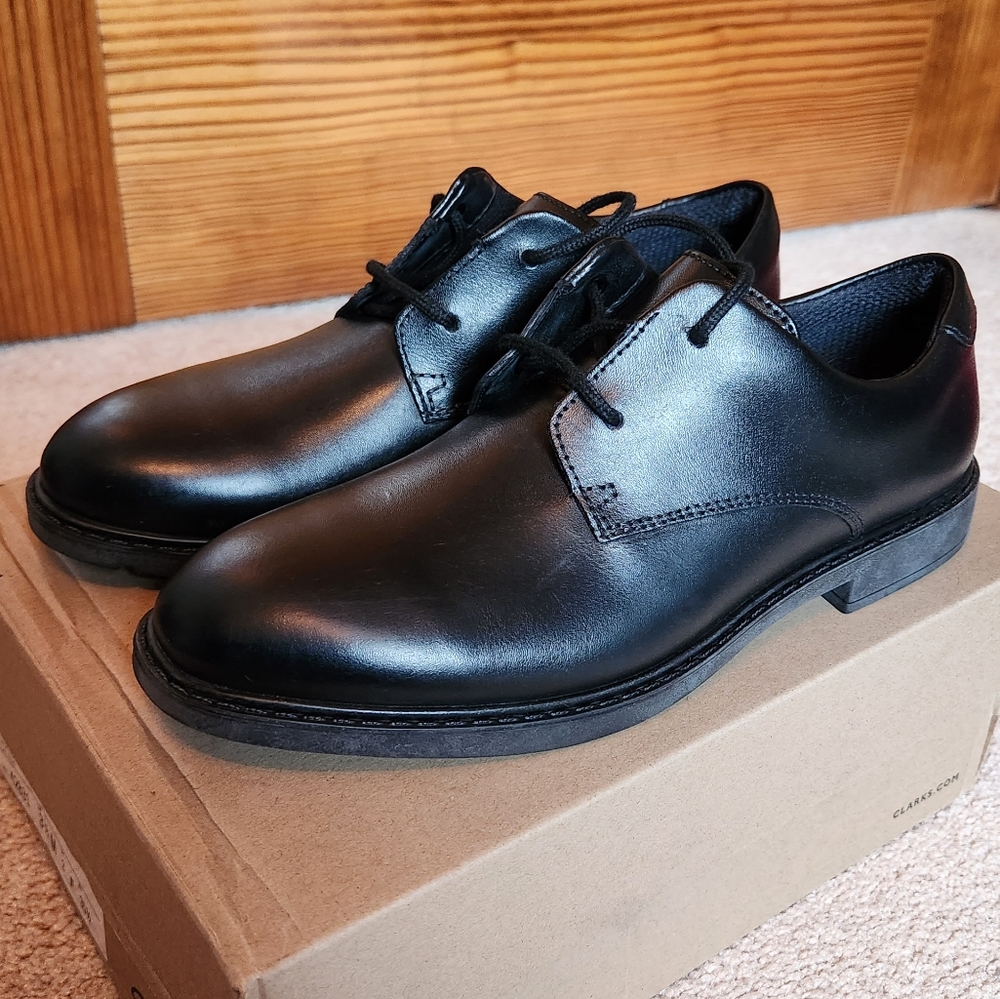 Clarks Boys' Scala Loop Dress Shoe